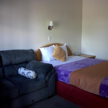 Grandview Motel Kamloops Room photo