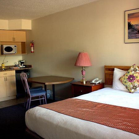 Grandview Motel Kamloops Room photo