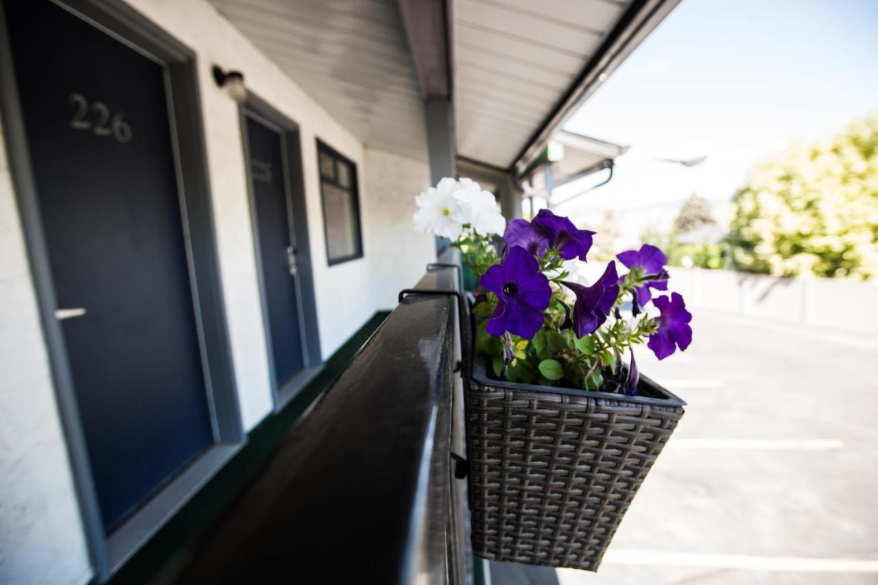 Grandview Motel Kamloops Exterior photo